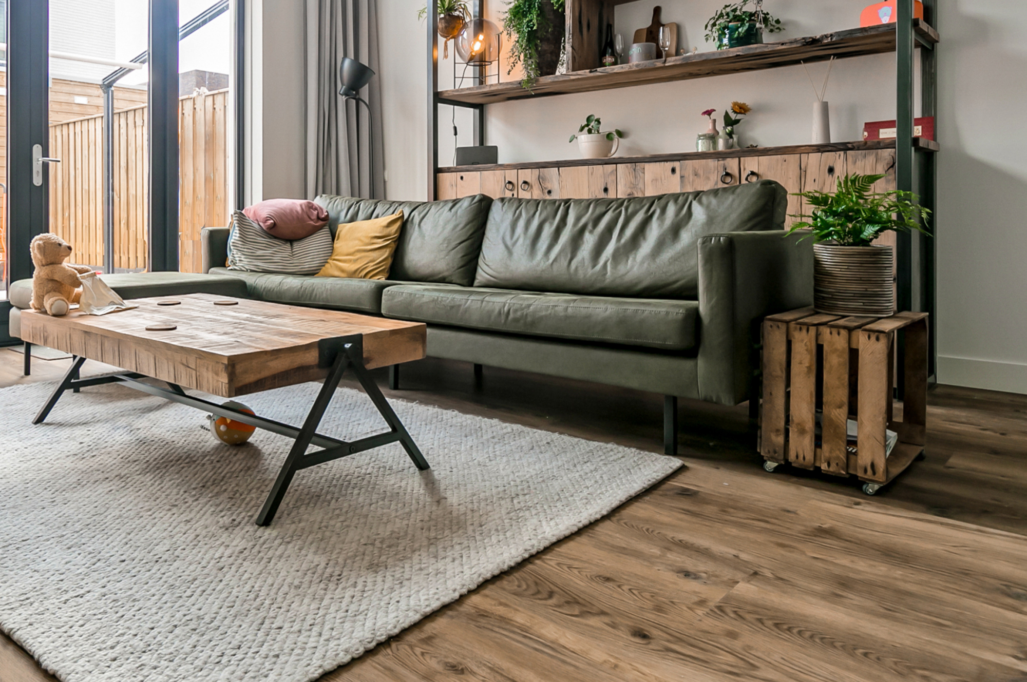 https://www.mflorshop.nl/product/372/bramber-chestnut-nutmeg-mflor-pvc-vloer-81601