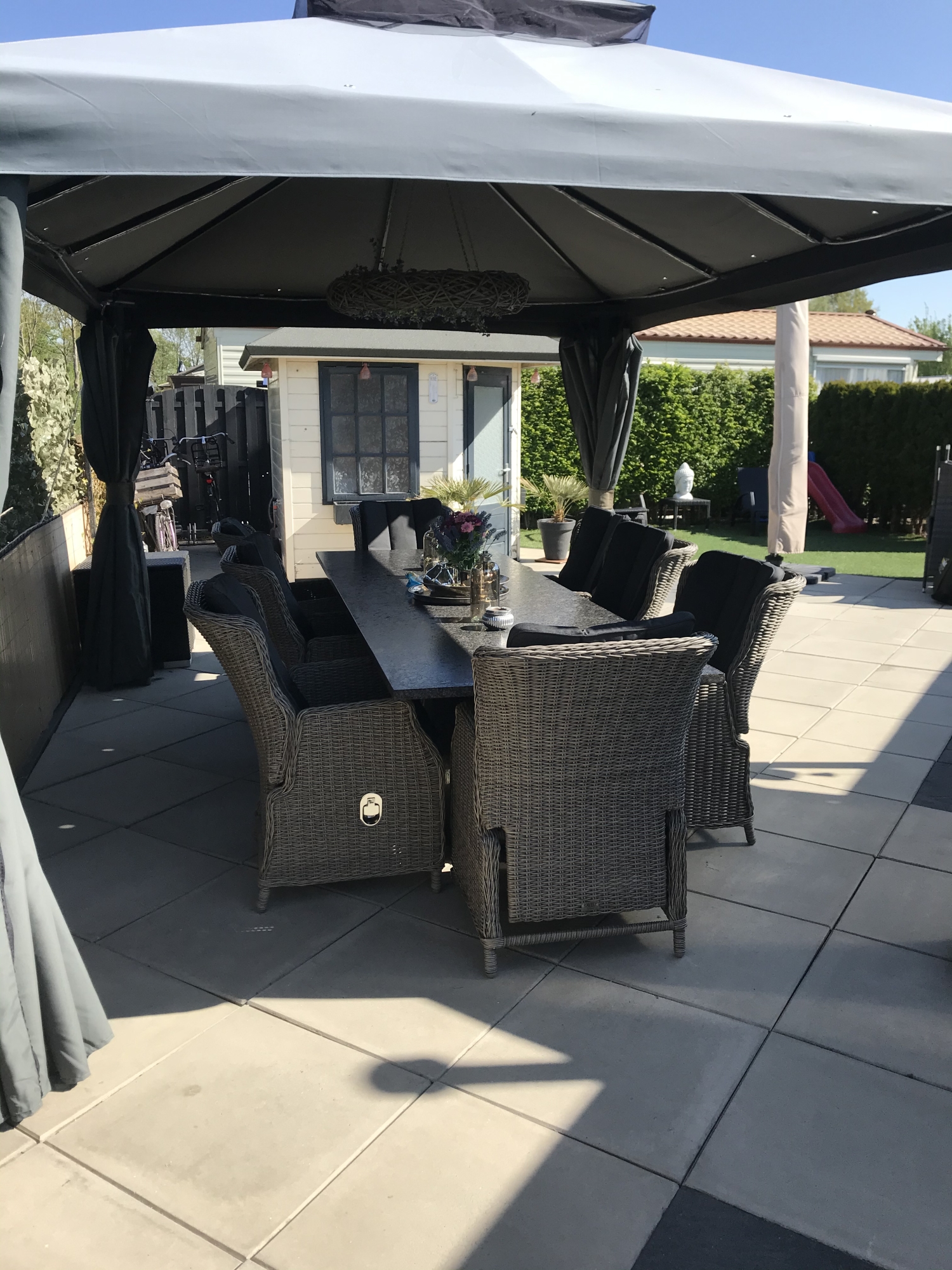 Deze AVH tuinset geeft deze zomer wat exstra pret
