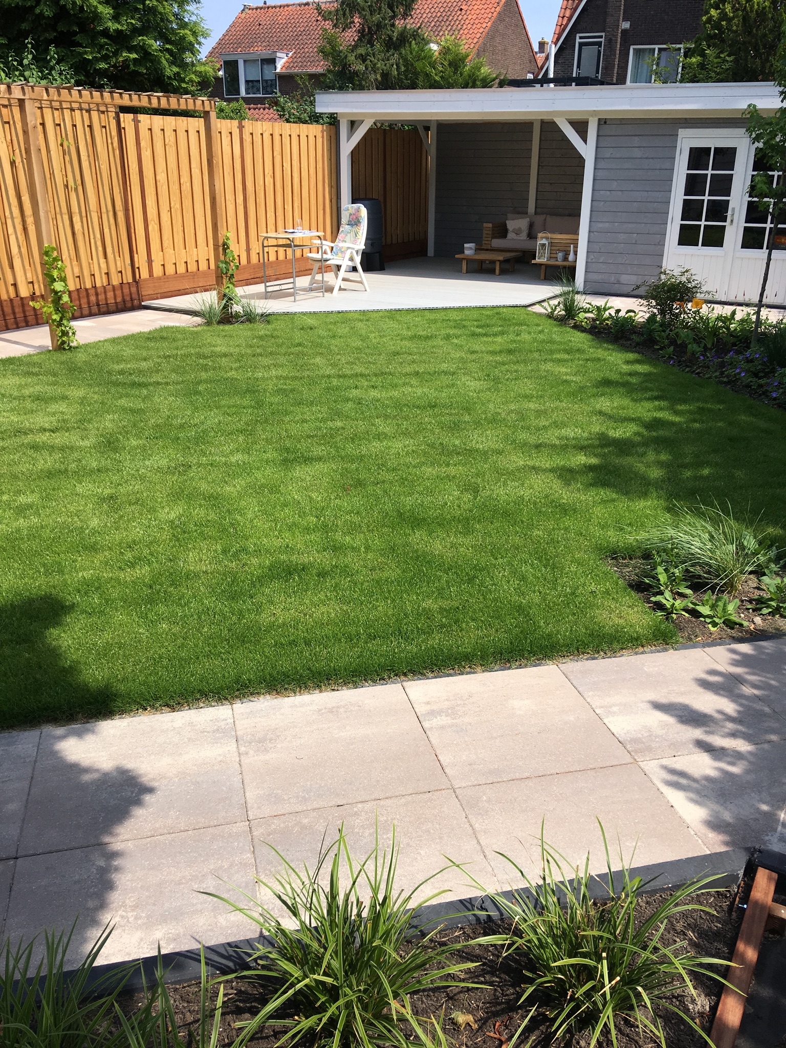 Tuin met overkapping in Ridderkerk