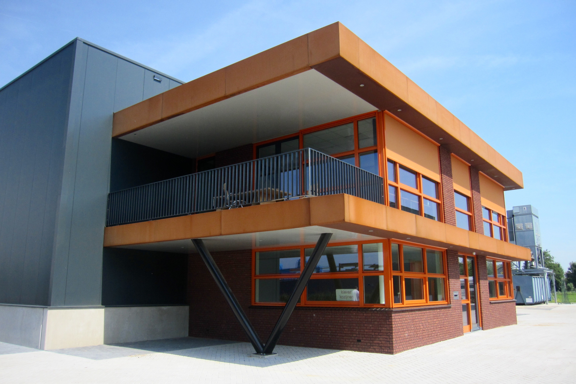 Nieuwbouw bedrijfspand