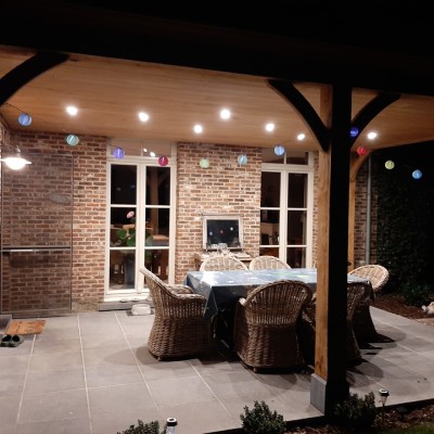 onze 6 nieuwe terrasstoelen