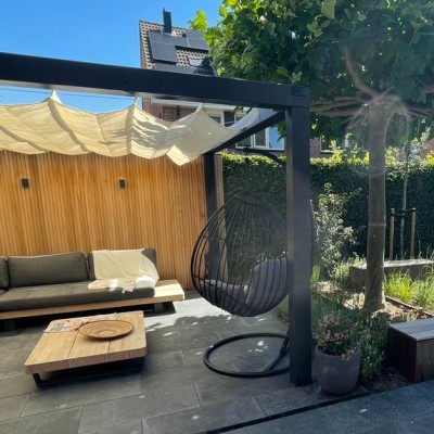 Na een komplete verbouwing van onze tuin hebben we fantastische meubels er bij gevonden bij AVH