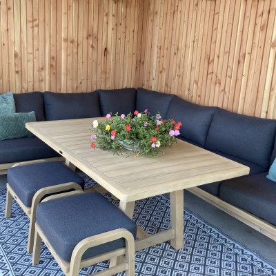 # Met z’n achten kunnen zitten in de veranda!