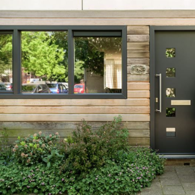 Moderne kunststof voordeur