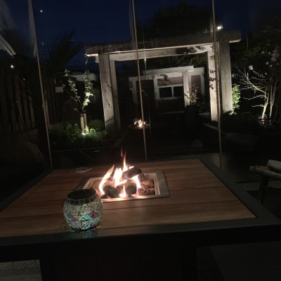 Met een vuurtafel van AVH maakt je je tuinkamer zoveel gezelliger.