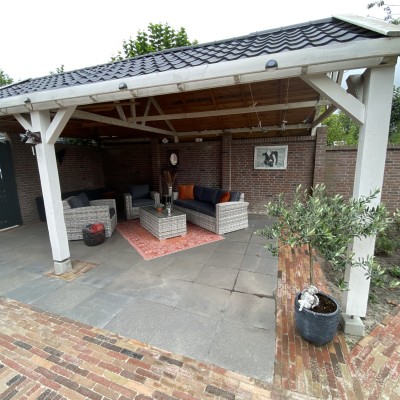 Zo blij met deze prachtige luxe loungeset van AVH.