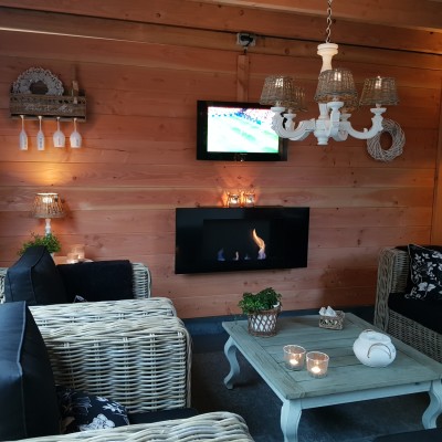 Super blij met een mooi lounge set van AVH tuinmeubelen
