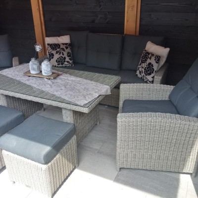 super blij met onze nieuwe tuin set van AVH Outdoor Tuinmeubelen #avhfotowedstrijd.