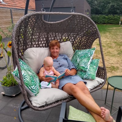 Trots op onze hangstoel