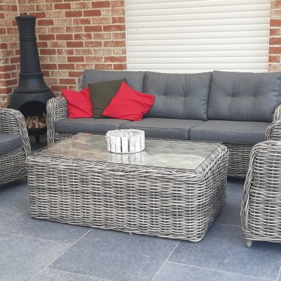 Onze barakaldo loungeset staat perfect in onze pergola.