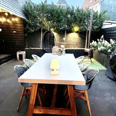 De  prachtige Veltis dining tafel van AVH