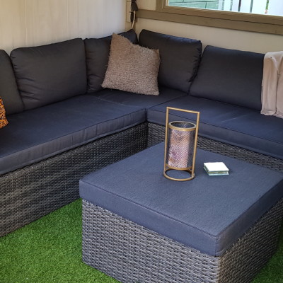 Supermooi,handig loungeset geleverd vandaag