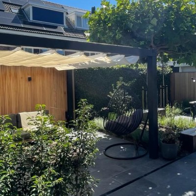 Na een komplete verbouwing van onze tuin hebben we fantastische meubels er bij gevonden bij AVH