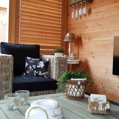 Super blij met een mooi lounge set van AVH tuinmeubelen