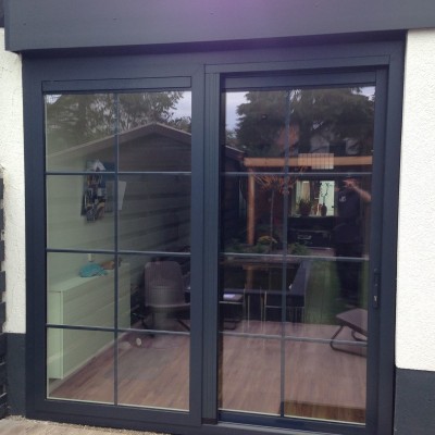 Aluminium schuifpui met roede verdeling