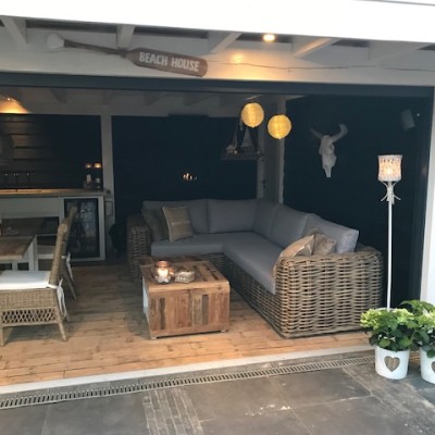 Lekker loungen op onze nieuwe loungebank.