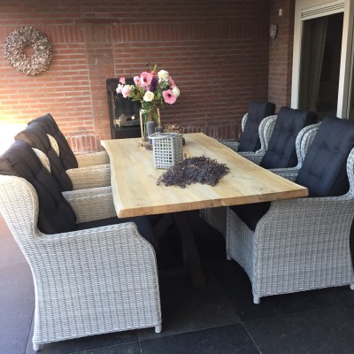 Zes mooie Ibiza stoelen