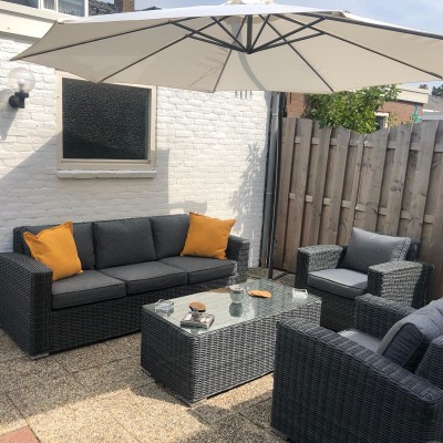 De tuin is weer top met deze prachtige loungeset van AVH