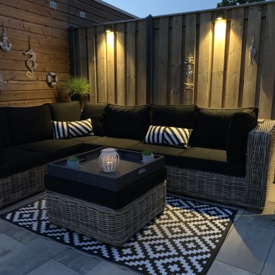 Hier wordt je toch blij van. Heerlijk genieten op onze nissah loungeset tot in de kleine uurtjes