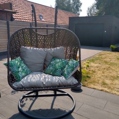 Trots op onze hangstoel