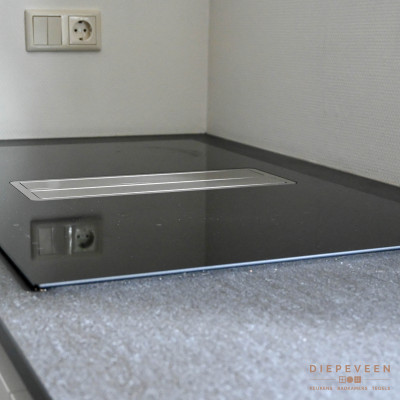 Moderne witte keuken