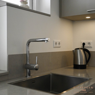 Moderne witte keuken