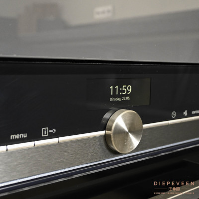 Moderne grijze keuken