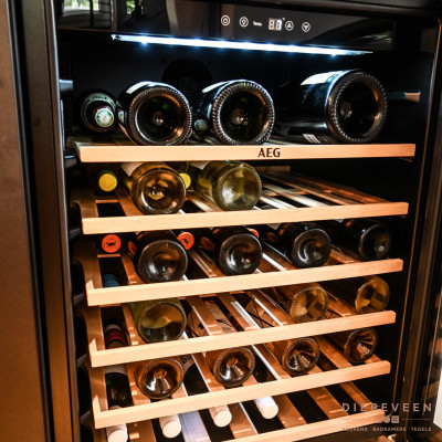 Moderne keuken zwart met goud