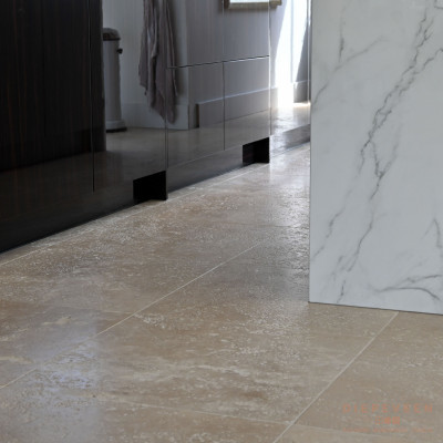 Zandkleurige vloer tegels