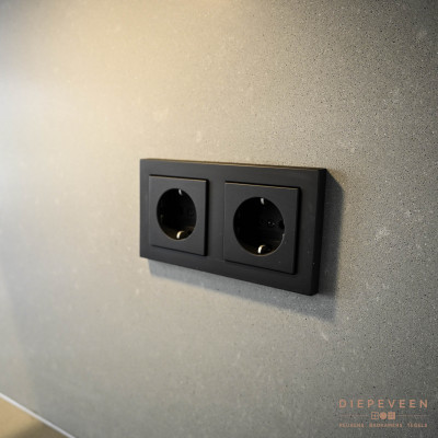 Moderne witte keuken