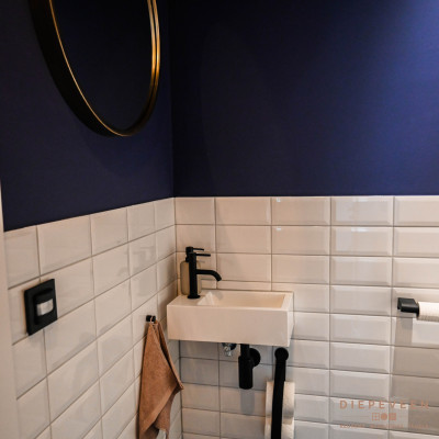 Moderne badkamer en toilet