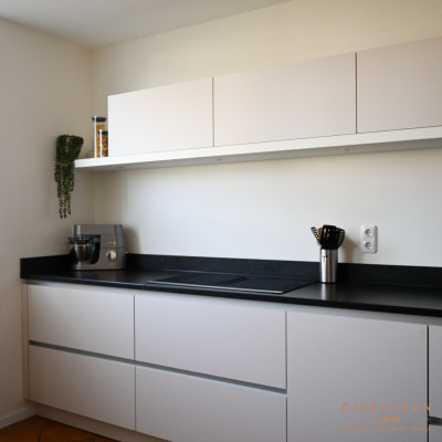 De bovenkastjes zorgen voor extra opbergruimte