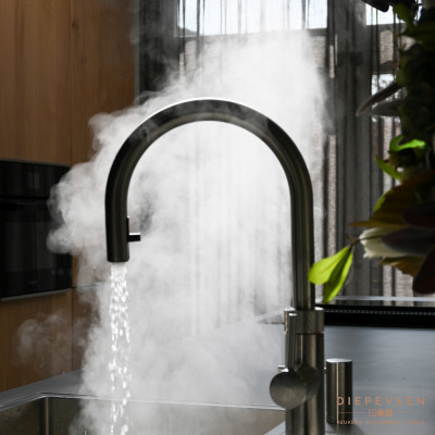 De Quooker kraan zorgt direct voor 100 graden heet water