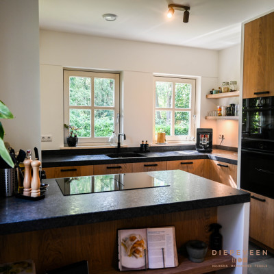 Hoekkeuken met eiland