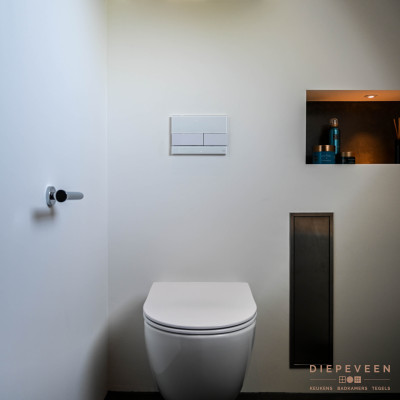 Moderne badkamer met hout