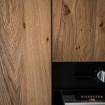 Moderne keuken hout en wit