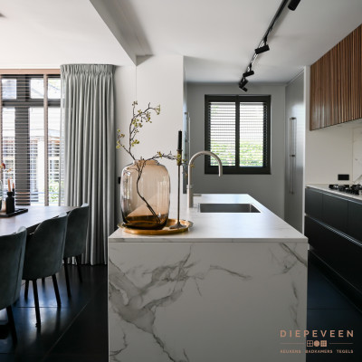 Het warme bruin kleurt mee in het werkblad