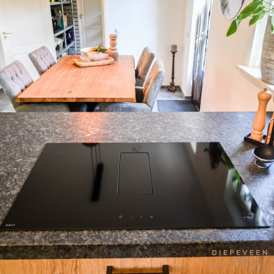 Hoekkeuken met eiland