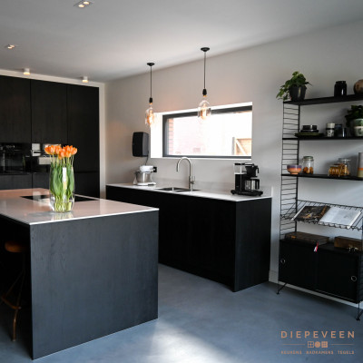 Stijlvolle keuken met kookeiland