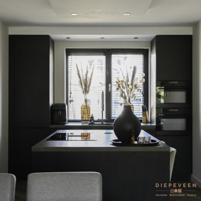 Compacte keuken met eiland