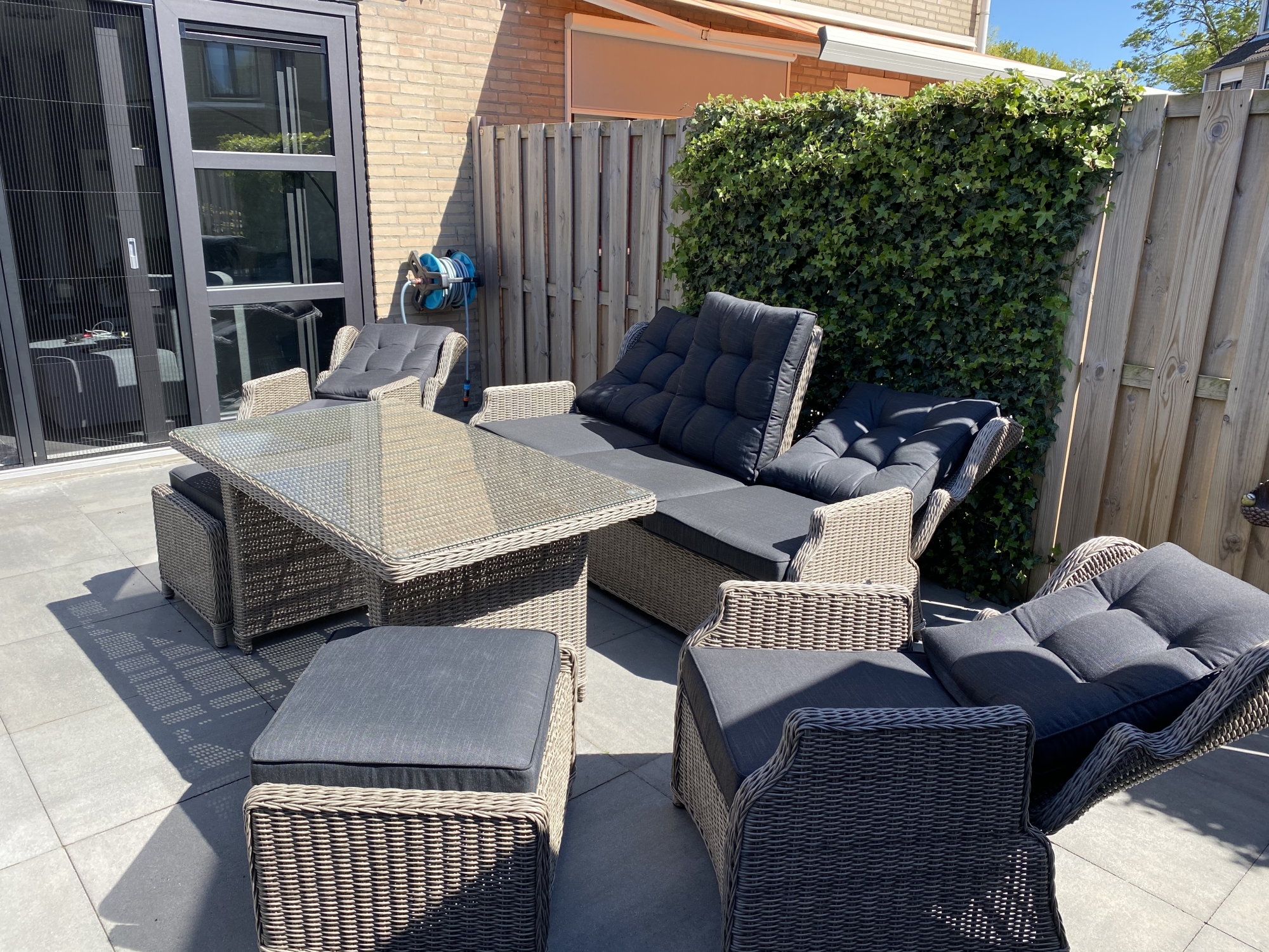Heerlijk relaxen op deze prachtige lounge set