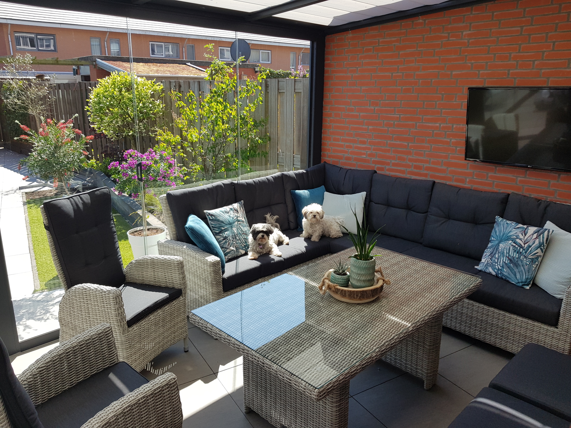 Super blij met ons loungeset!