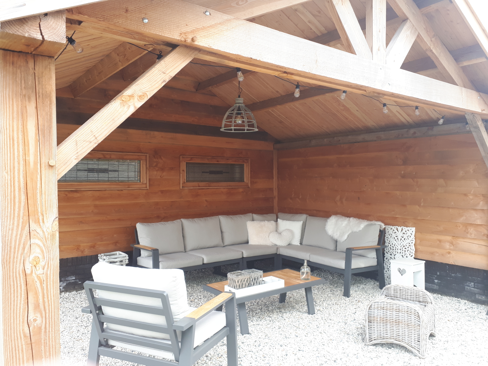 In deze bijzondere coronatijd halen we extra gezelligheid in huis