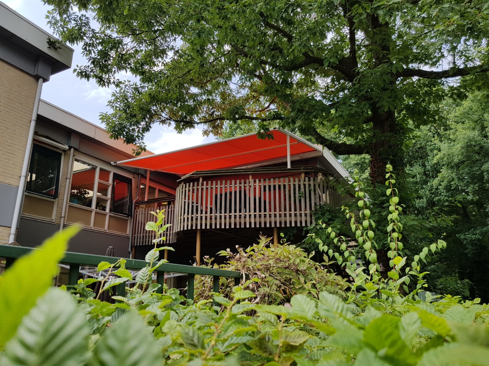 Doekoverkapping op een balkon