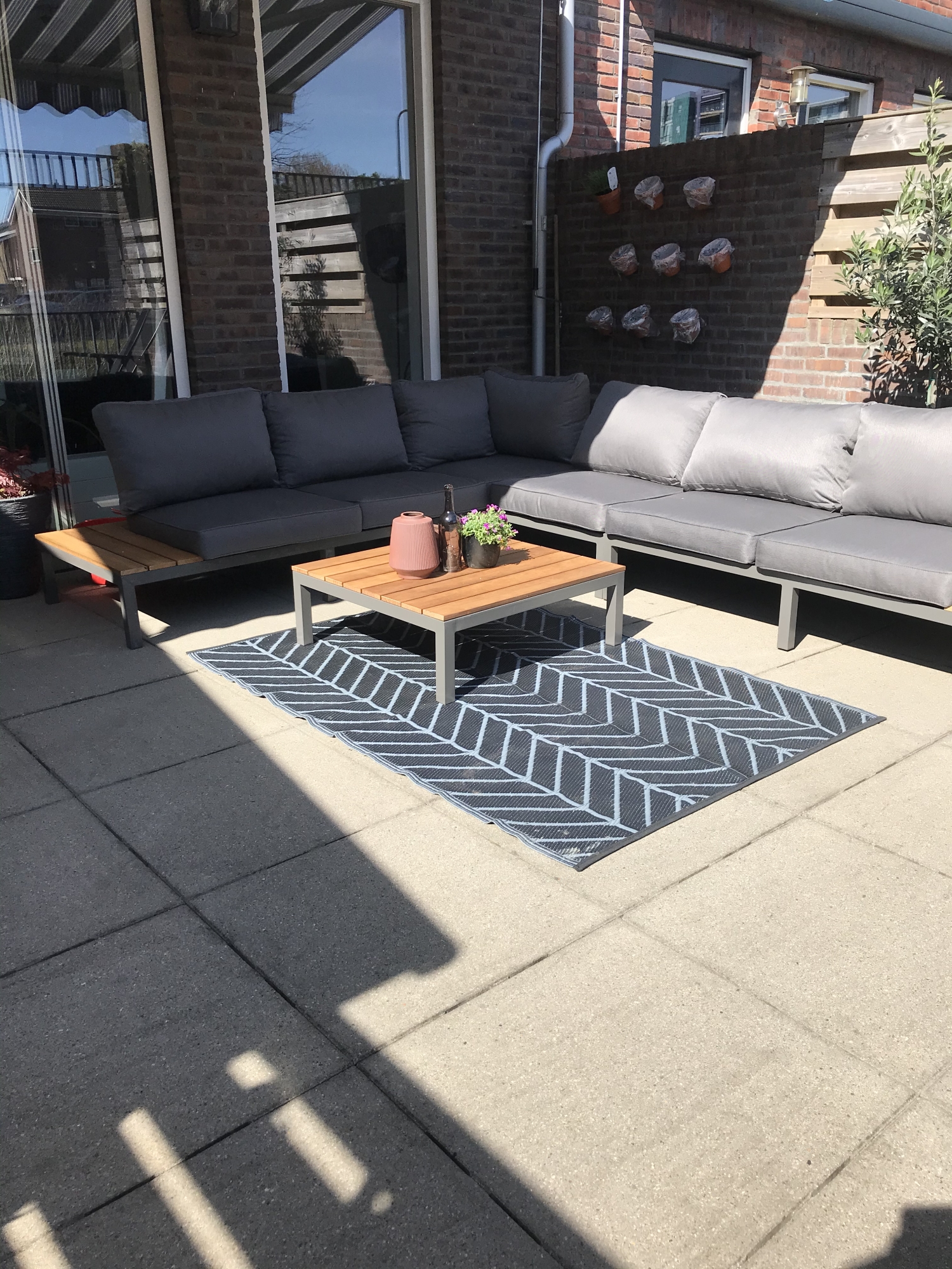 Ontzettend blij met onze nieuwe Monaco loungeset!