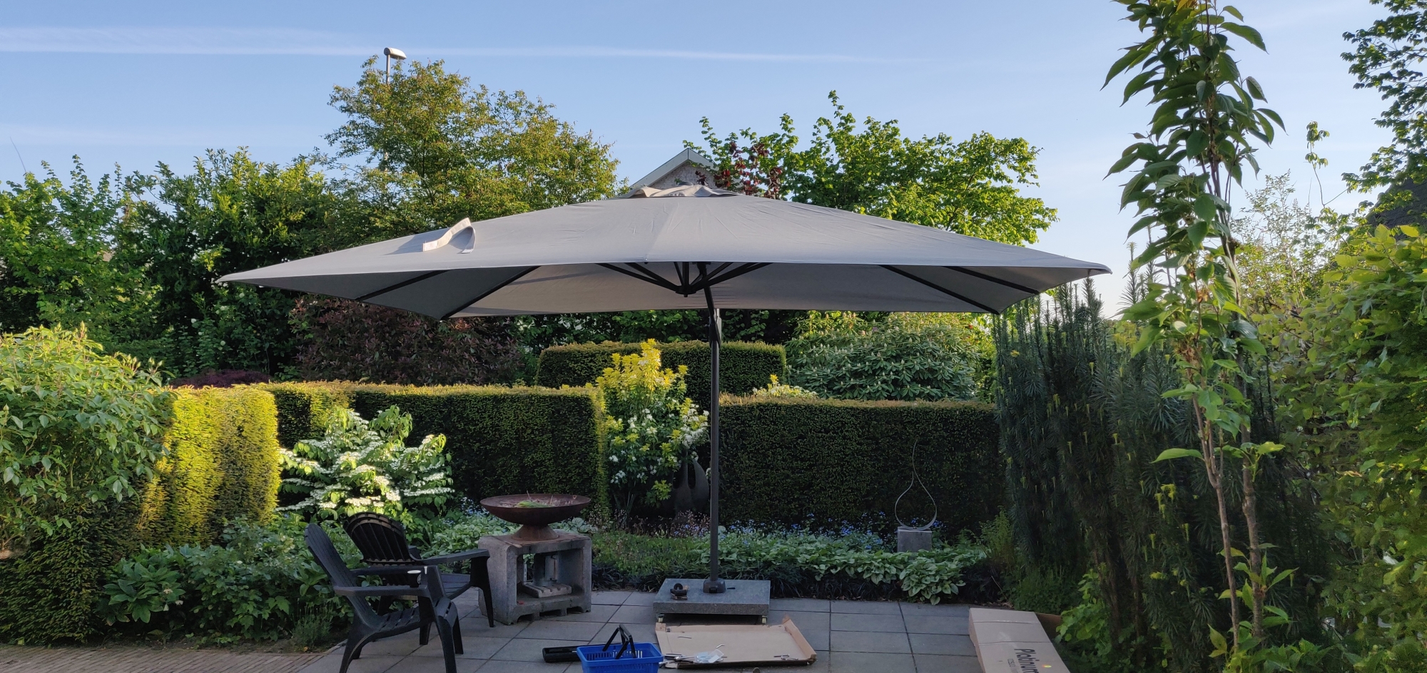 De gigantische zweefparasol Challenger T1