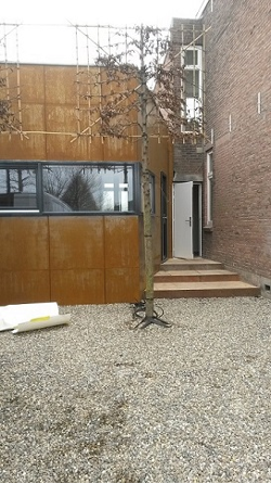 Uitbouw