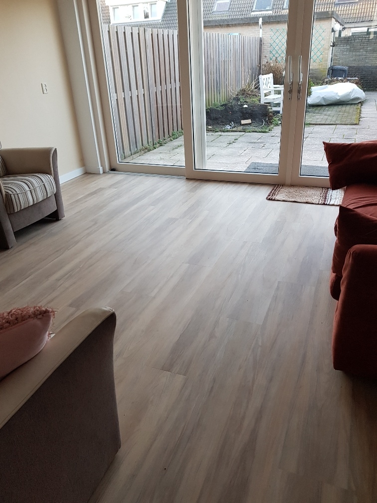 Nieuwe vloer in huiskamer