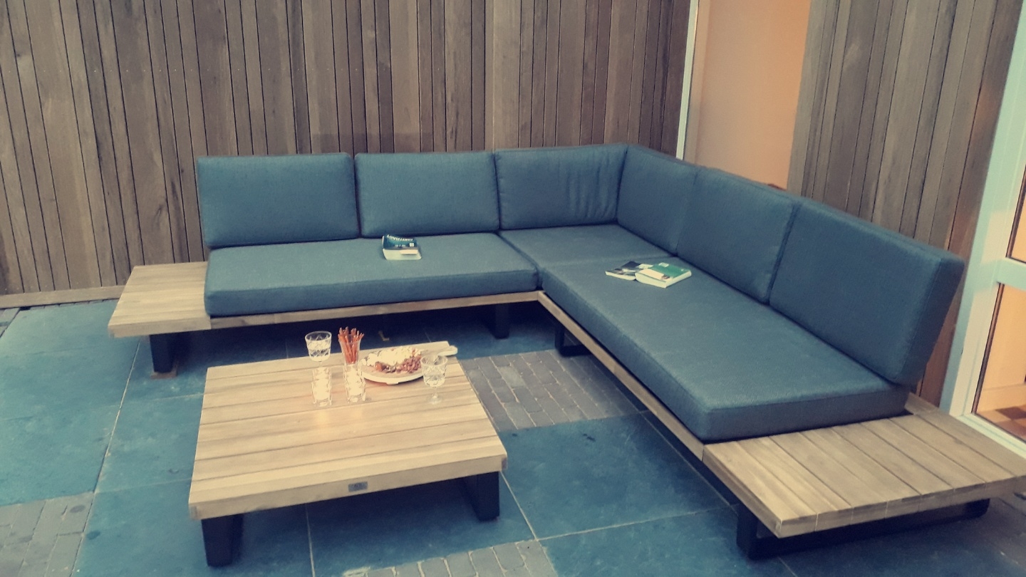 Heerlijk, nu hoeven we niet meer van huis om te loungen