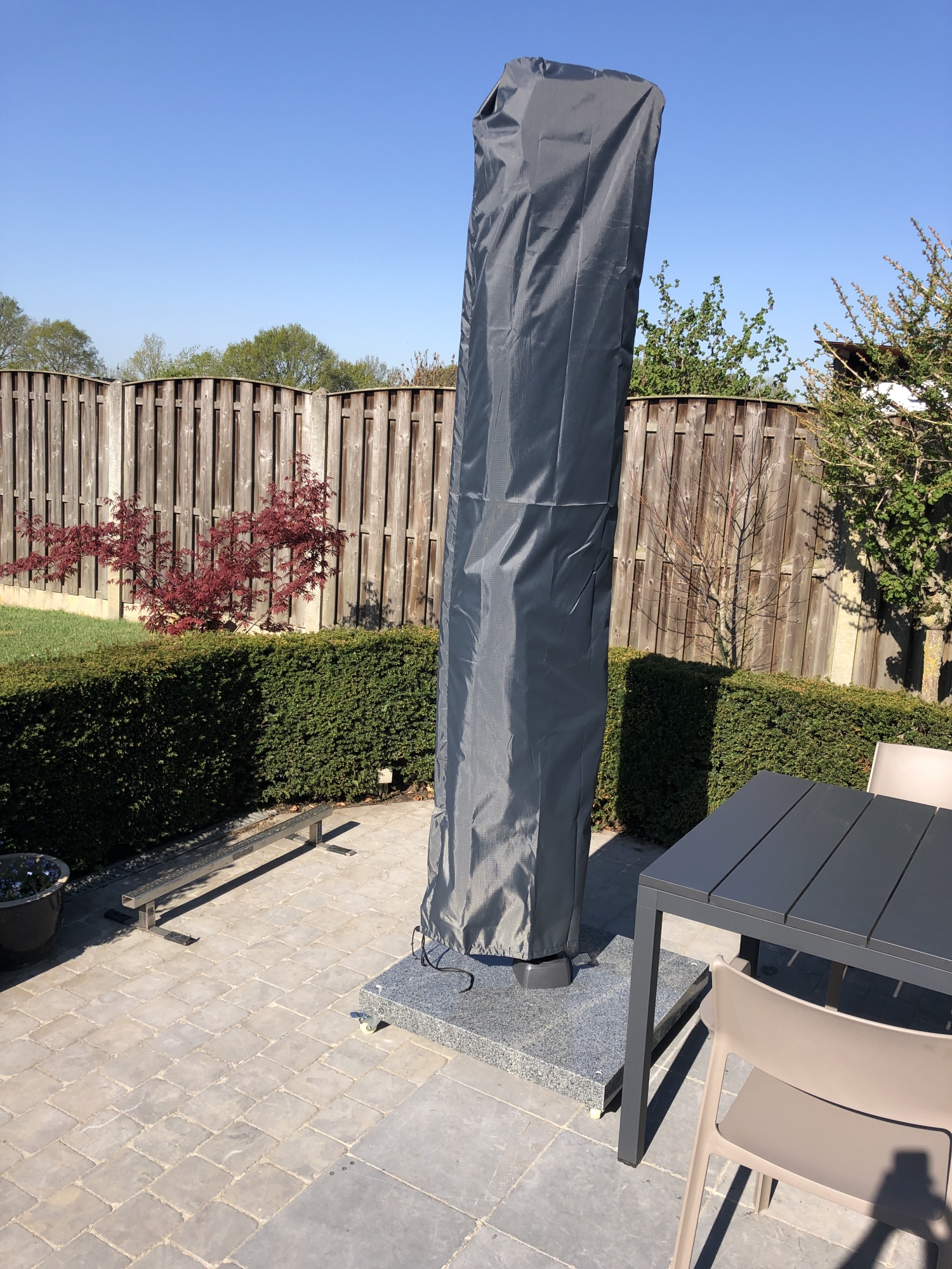 Challenger T2 premium zweefparasol 300x300 cm faded black